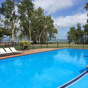 *** Hotel Village Australia